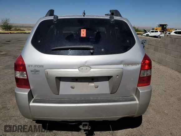 2005 Hyundai Tucson GL with VIN KM8JM12B25U241969, listed as a Copart auction lot 53461165 with 216,197 mi miles and Salvage Title. Bid and sale history available at carsss.com. Image 6.