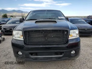 2006 Ford F-150 STX with VIN 1FTRX12W46KC19017, listed as a Copart auction lot 60231105 with 211,864 mi miles and Salvage title. Bid and sale history available at DreamBid. Image 5.