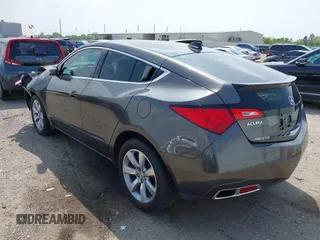 2011 Acura ZDX Tech Pkg with VIN 2HNYB1H46BH500215, listed as a IAAI auction lot 41902209 with 276,128 mi miles. Bid and sale history available at carsss.com. Image 3.