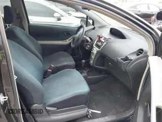 2007 Toyota Yaris with VIN JTDJT923975071265, listed as a IAAI auction lot 42060579 with 222,065 mi miles and . Bid and sale history available at DreamBid. Image 5.