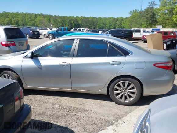 2015 Toyota Camry XLE with VIN 4T1BF1FK3FU946774, listed as a IAAI auction lot 42058085 with 223,728 mi miles and . Bid and sale history available at DreamBid. Image 13.