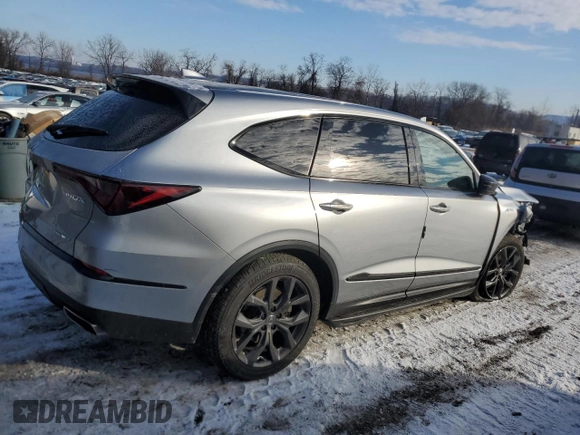 2024 Acura MDX w/A-Spec Package with VIN 5J8YE1H02RL000044, listed as a Copart auction lot 84683394 with 11,038 mi miles and Salvage Title. Bid and sale history available at carsss.com. Image 3.