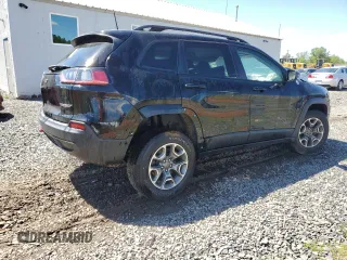 2022 Jeep Cherokee Trailhawk with VIN 1C4PJMBX8ND543366, listed as a Copart auction lot 55805195 with 61,926 mi miles and Salvage title. Bid and sale history available at DreamBid. Image 3.