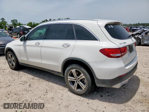 2019 Mercedes-Benz GLC 300 z VIN WDC0G4JB1K1004858, wystawiony jako Copart lot #56988185 z przebiegiem 46 328 mil mil oraz Szkoda całkowita • Salvage title. Historia ofert i sprzedaży dostępna na DreamBid. Obrazek 2.