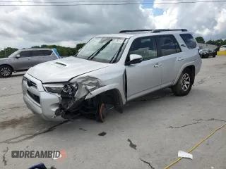 2022 Toyota 4Runner TRD Off Road Premium with VIN JTERU5JR5N5983575, listed as a Copart auction lot 56513775 with 75,583 mi miles and Salvage title. Bid and sale history available at DreamBid. Image 1.