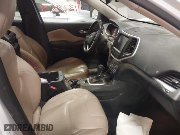 2016 Jeep Cherokee Limited with VIN 1C4PJMDS0GW219109, listed as a IAAI auction lot 41829878 with 156,947 mi miles and . Bid and sale history available at DreamBid. Image 5.