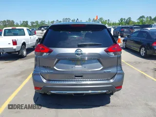 2020 Nissan Rogue SV with VIN JN8AT2MT8LW036231, listed as a IAAI auction lot 41984808 with 28,736 mi miles. Bid and sale history available at carsss.com. Image 16.