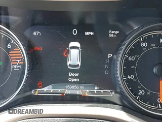 2017 Jeep Cherokee Limited z VIN 1C4PJLDB3HW516242, wystawiony jako IAAI lot #42267055 z przebiegiem 159 856 mil mil oraz . Historia ofert i sprzedaży dostępna na DreamBid. Obrazek 15.
