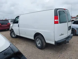 2021 Chevrolet Express Cargo with VIN 1GCWGAF77M1311800, listed as a IAAI auction lot 42103646 with 129,732 mi miles and . Bid and sale history available at DreamBid. Image 3.