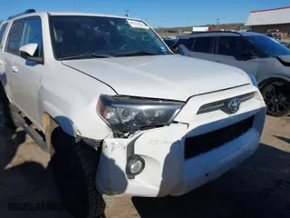 2020 Toyota 4Runner SR5 with VIN JTEBU5JR0L5762240, listed as a IAAI auction lot 41719421 with 59,381 mi miles. Bid and sale history available at carsss.com. Image 6.