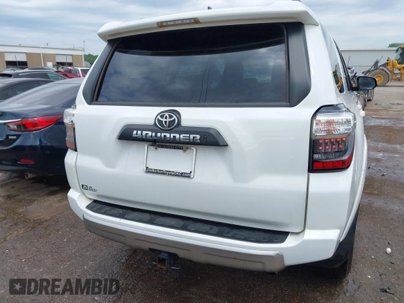 2021 Toyota 4Runner TRD Off Road Premium with VIN JTERU5JR3M5954879, listed as a IAAI auction lot 42291513 with 125,097 mi miles and . Bid and sale history available at DreamBid. Image 16.