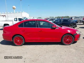 2011 Volkswagen Jetta SEL with VIN 3VWLX7AJ2BM377936, listed as a IAAI auction lot 41758563 with 171,633 mi miles and . Bid and sale history available at DreamBid. Image 14.