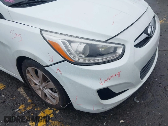 2014 Hyundai Accent SE with VIN KMHCU5AE8EU145629, listed as a IAAI auction lot 41497848 with 134,919 mi miles. Bid and sale history available at carsss.com. Image 14.