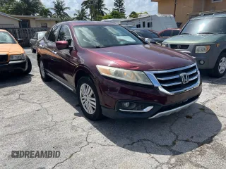 2013 Honda Crosstour EX-L z VIN 5J6TF3H56DL000953, wystawiony jako Copart lot #61069425 z przebiegiem 164 192 mil mil oraz Czysty tytuł • Clean title. Historia ofert i sprzedaży dostępna na DreamBid. Obrazek 1.