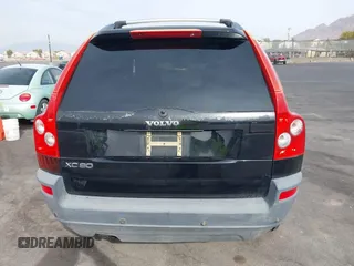 2005 Volvo XC90 with VIN YV1CY592X51182065, listed as a IAAI auction lot 41458913 with 174,171 mi miles. Bid and sale history available at carsss.com. Image 14.