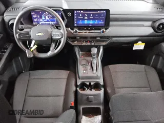 2024 Chevrolet Colorado 2WD Work Truck с VIN 1GCGSBECXR1298068, выставлен на аукционе Copart как лот 58307725 с пробегом 2 559 миль миль и Чистый • Clean title. История ставок и продаж доступна на DreamBid. Изображение 8.