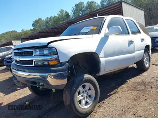 2006 Chevrolet Tahoe Z71 with VIN 1GNEK13T36R145881, listed as a IAAI auction lot 41286895 with 210,176 mi miles. Bid and sale history available at carsss.com. Image 2.