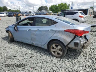2011 Hyundai Elantra GLS z VIN KMHDH4AE2BU093672, wystawiony jako Copart lot #56977185 z przebiegiem 142 095 mil mil oraz Szkoda całkowita • Salvage title. Historia ofert i sprzedaży dostępna na DreamBid. Obrazek 2.