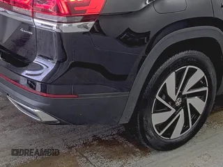 2024 Volkswagen Atlas SE с VIN 1V2HR2CA2RC553977, выставлен на аукционе IAAI как лот 42731405 с пробегом 24 692 миль миль и . История ставок и продаж доступна на DreamBid. Изображение 26.
