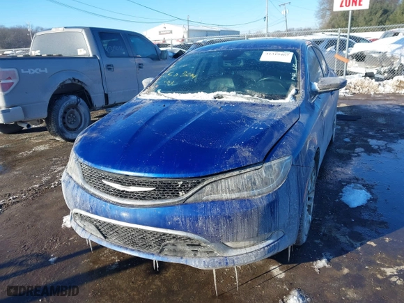 2015 Chrysler 200 C with VIN 1C3CCCEG4FN512775, listed as a IAAI auction lot 41319467 with 182,068 mi miles. Bid and sale history available at carsss.com. Image 2.