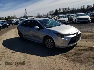 2022 Toyota Corolla LE with VIN 5YFEPMAE0NP305904, listed as a Copart auction lot 45330755 with 37,290 mi miles and Salvage Title. Bid and sale history available at carsss.com. Image 11.