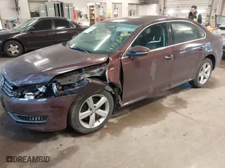 2012 Volkswagen Passat SE with VIN 1VWBH7A35CC075103, listed as a IAAI auction lot 41482384 with 155,198 mi miles. Bid and sale history available at carsss.com. Image 17.