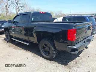 2017 Chevrolet Silverado 1500 LT with VIN 1GCVKRECXHZ270139, listed as a IAAI auction lot 42027722 with 122,571 mi miles and . Bid and sale history available at DreamBid. Image 3.