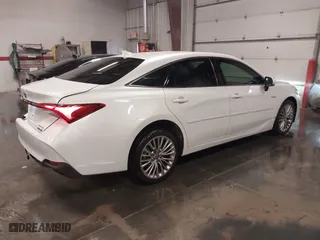 2020 Toyota Avalon Hybrid Limited with VIN 4T1D21FBXLU017732, listed as a IAAI auction lot 41159133 with 44,864 mi miles. Bid and sale history available at carsss.com. Image 4.