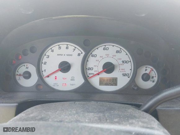 2004 Ford Escape XLT with VIN 1FMYU93164KA96674, listed as a IAAI auction lot 41780474 with 182,525 mi miles. Bid and sale history available at carsss.com. Image 7.