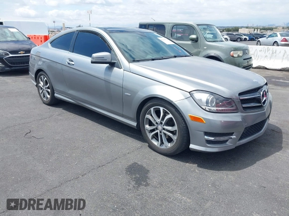 2012 Mercedes-Benz C 250 с VIN WDDGJ4HB1CF751432, выставлен на аукционе IAAI как лот 42202778 с пробегом 102 327 миль миль и . История ставок и продаж доступна на DreamBid. Изображение 1.