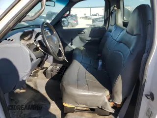 2000 Ford F-150 XL with VIN 1FTRF17W0YKA31819, listed as a Copart auction lot 85775044 with 214,945 mi miles and Clean title. Bid and sale history available at DreamBid. Image 7.