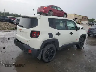 2017 Jeep Renegade Sport with VIN ZACCJBAB3HPE58322, listed as a Copart auction lot 59381615 with 140,437 mi miles and Salvage title. Bid and sale history available at DreamBid. Image 3.