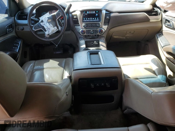 2017 Chevrolet Suburban LT z VIN 1GNSCHKC5HR329037, wystawiony jako Copart lot #52016315 z przebiegiem 215 859 mil mil oraz Szkoda całkowita • Salvage title. Historia ofert i sprzedaży dostępna na DreamBid. Obrazek 8.