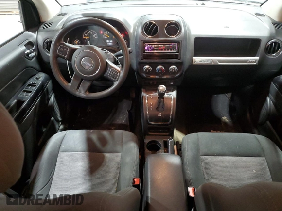 2016 Jeep Compass Sport z VIN 1C4NJDBB7GD635924, wystawiony jako Copart lot #43781395 z przebiegiem 118 097 mil mil oraz Szkoda całkowita • Salvage title. Historia ofert i sprzedaży dostępna na DreamBid. Obrazek 8.
