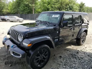 2024 Jeep Wrangler Sahara z VIN 1C4RJXP64RW292642, wystawiony jako Copart lot #60193405 z przebiegiem 24 265 mil mil oraz Czysty tytuł • Clean title. Historia ofert i sprzedaży dostępna na DreamBid. Obrazek 1.