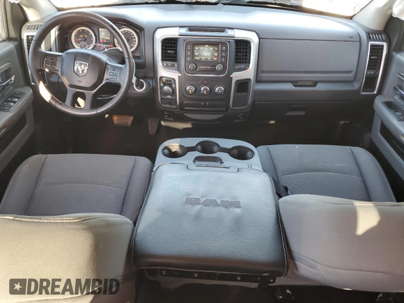 2018 Ram 1500 SLT z VIN 1C6RR6GT9JS104936, wystawiony jako Copart lot #52695115 z przebiegiem 74 496 mil mil oraz Szkody całkowita. Historia ofert i sprzedaży dostępna na DreamBid. Obrazek 8.