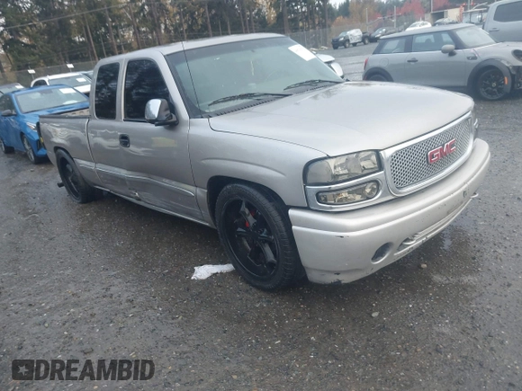 2001 GMC Sierra 1500 SLE z VIN 2GTEC19V711312775, wystawiony jako IAAI lot #40762532 z przebiegiem 230 372 mil mil oraz . Historia ofert i sprzedaży dostępna na DreamBid. Obrazek 1.