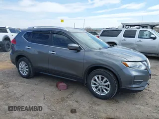 2017 Nissan Rogue SL z VIN JN8AT2MV7HW025973, wystawiony jako IAAI lot #42000657 z przebiegiem 131 762 mil mil oraz . Historia ofert i sprzedaży dostępna na DreamBid. Obrazek 1.