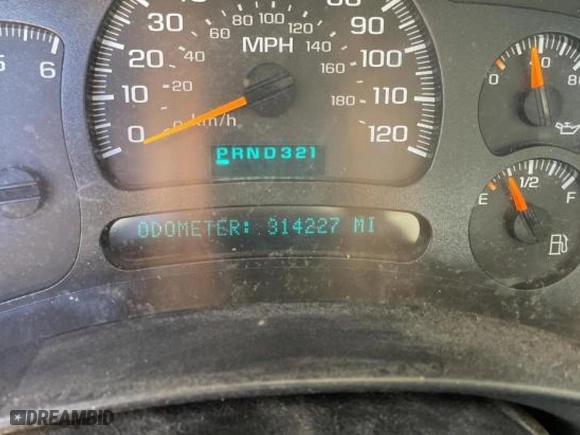 2004 Chevrolet Silverado 1500 with VIN 2GCEC19V041301251, listed as a Copart auction lot 89117805 with 314,227 mi miles and Clean Title. Bid and sale history available at carsss.com. Image 8.