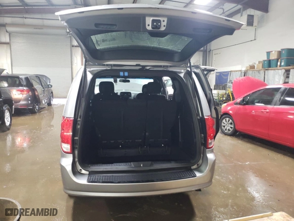 2015 Dodge Grand Caravan American Value Pkg with VIN 2C4RDGBG7FR586953, listed as a Copart auction lot 46995225 with 136,512 mi miles and Salvage Title. Bid and sale history available at carsss.com. Image 6.