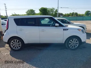2018 Kia Soul + with VIN KNDJP3A57J7901872, listed as a IAAI auction lot 42088639 with 119,474 mi miles. Bid and sale history available at carsss.com. Image 13.