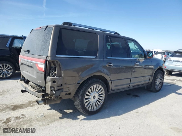 2016 Lincoln Navigator Select with VIN 5LMJJ2HT6GEL04595, listed as a Copart auction lot 46078695 with 202,933 mi miles and Salvage Title. Bid and sale history available at carsss.com. Image 3.