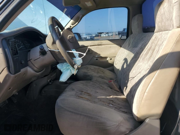 2001 Toyota Tacoma z VIN 5TENL42N71Z786121, wystawiony jako Copart lot #59601225 z przebiegiem 194 609 mil mil oraz Szkoda całkowita • Salvage title. Historia ofert i sprzedaży dostępna na DreamBid. Obrazek 7.