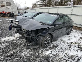 2021 Kia Forte LXS with VIN 3KPF24AD7ME375863, listed as a Copart auction lot 83383364 with 13,495 mi miles and Non repairable. Bid and sale history available at DreamBid. Image 1.