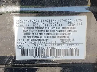 2024 Nissan Sentra S with VIN 3N1AB8BV9RY205649, listed as a IAAI auction lot 42071971 with 4,693 mi miles. Bid and sale history available at carsss.com. Image 9.