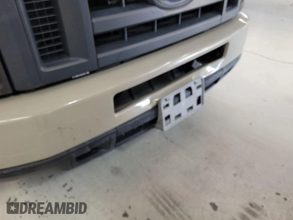 2013 Ford Econoline Cargo Commercial with VIN 1FTNE2EL1DDB26372, listed as a IAAI auction lot 42787142 with 117,378 mi miles and . Bid and sale history available at DreamBid. Image 20.