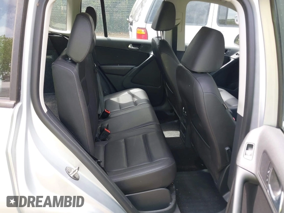 2016 Volkswagen Tiguan S with VIN WVGBV7AX1GW523335, listed as a IAAI auction lot 42091690 with 165,495 mi miles and . Bid and sale history available at DreamBid. Image 8.