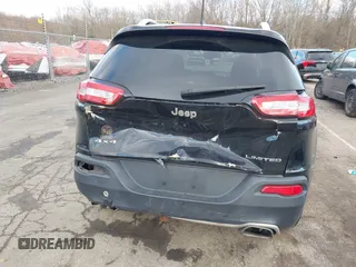 2017 Jeep Cherokee High Altitude with VIN 1C4PJMDS8HW665980, listed as a IAAI auction lot 41194321 with 93,205 mi miles and . Bid and sale history available at DreamBid. Image 16.