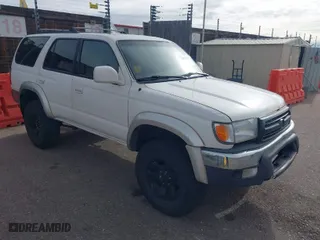 2000 Toyota 4Runner SR5 with VIN JT3HN86RXY0323190, listed as a IAAI auction lot 41959536 with 354,396 mi miles. Bid and sale history available at carsss.com. Image 1.
