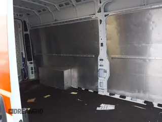 2018 Ram ProMaster Cargo with VIN 3C6URVJG0JE153588, listed as a IAAI auction lot 41726532 with 86,305 mi miles. Bid and sale history available at carsss.com. Image 8.